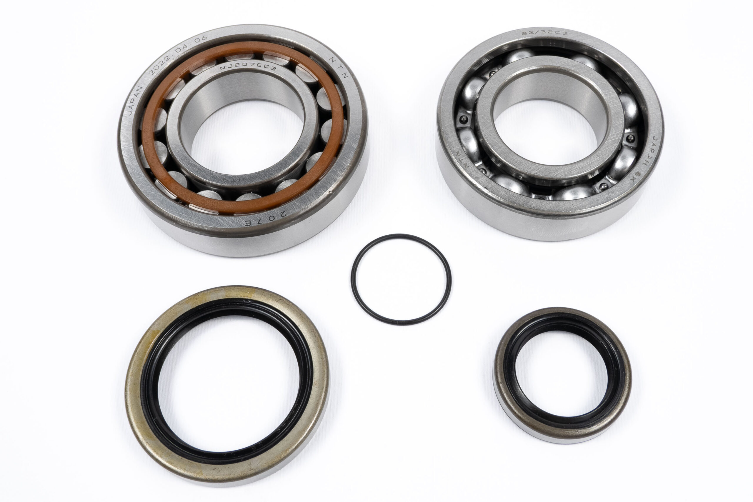 XCBK35001.jpg Kit cuscinetti e paraoli albero motore GASGAS EC 250/400 (2006-2013) - immagine 1